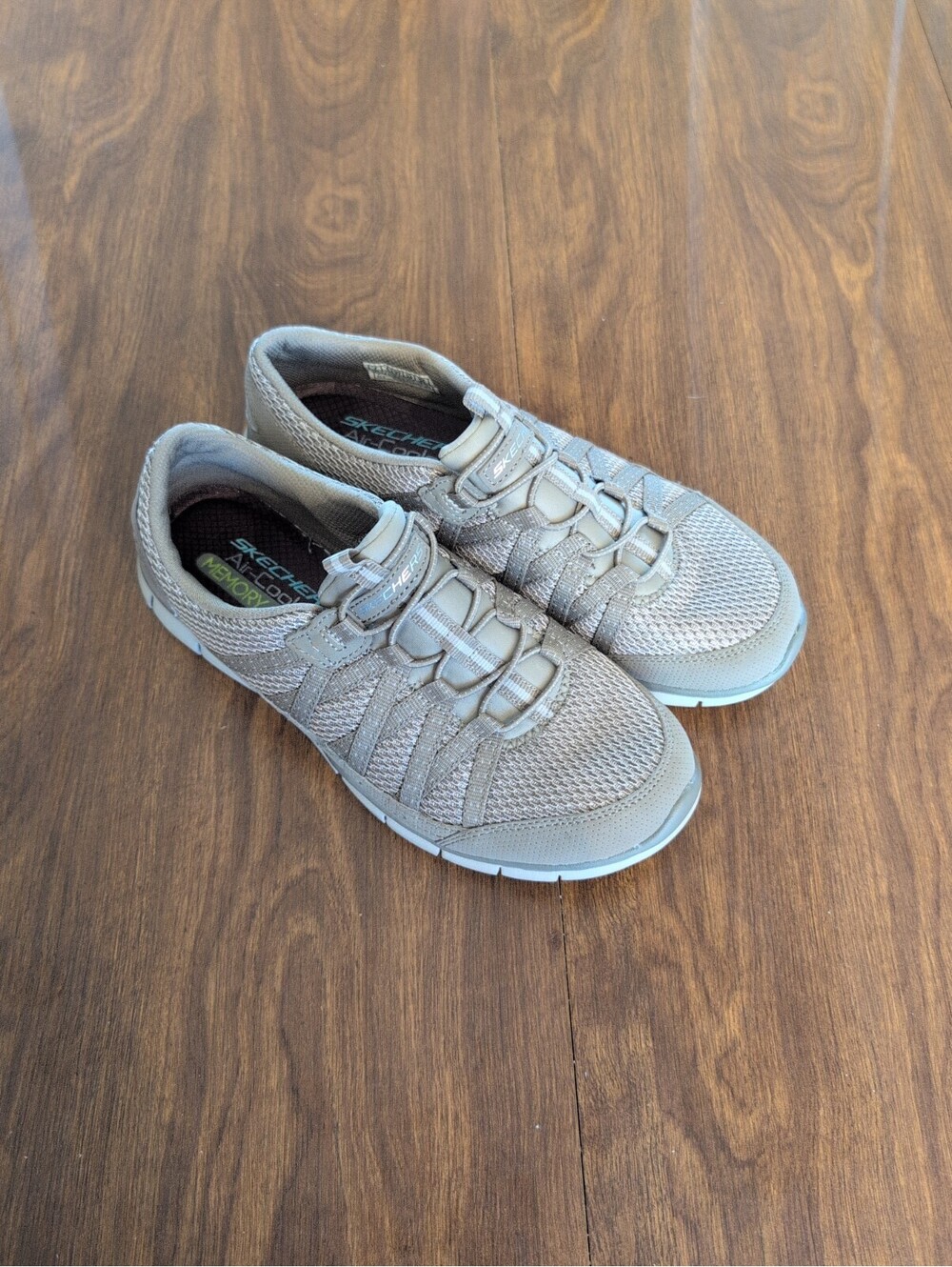 Skechers Gratis Strolling Athletic Sneakers Womens 7 Taupe Slip On Lightweight
